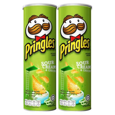 Pringles Potato Chips Sour Cream&Onion Flavor 107g.×2pcs. พริงเกิลส์ มันฝรั่งรสซาวครีมและหัวหอม 107กรัมx2ชิ้น