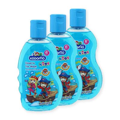 Kodomo Shampoo & Soap Kids Head To Toe Blue Candy Blue 100 ml x 3.โคโดโม แชมพูอาบน้ำ เฮดทูโท กลิ่นบลูแคนดี้ สีฟ้า 100 มล. แพ็ค 3 ขวด